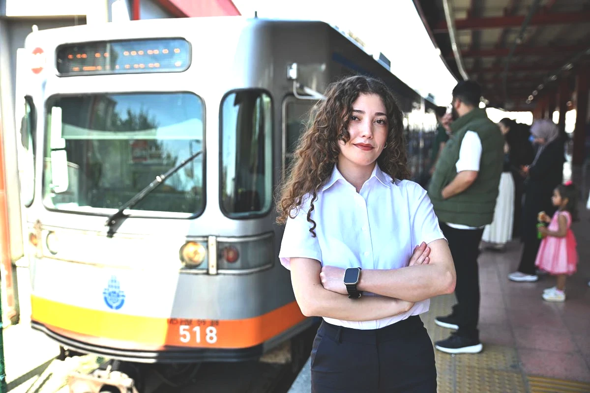 metro-istanbulda-kac-kadin-makinist-vatman-tren-surucusu-calisiyor-2.jpeg