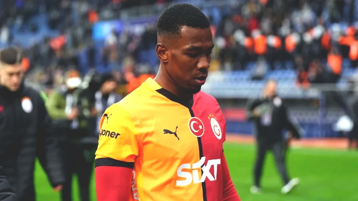 galatsarayi-muslera-kurtardi-cuesta-yakti-kjyu-jpg.webp